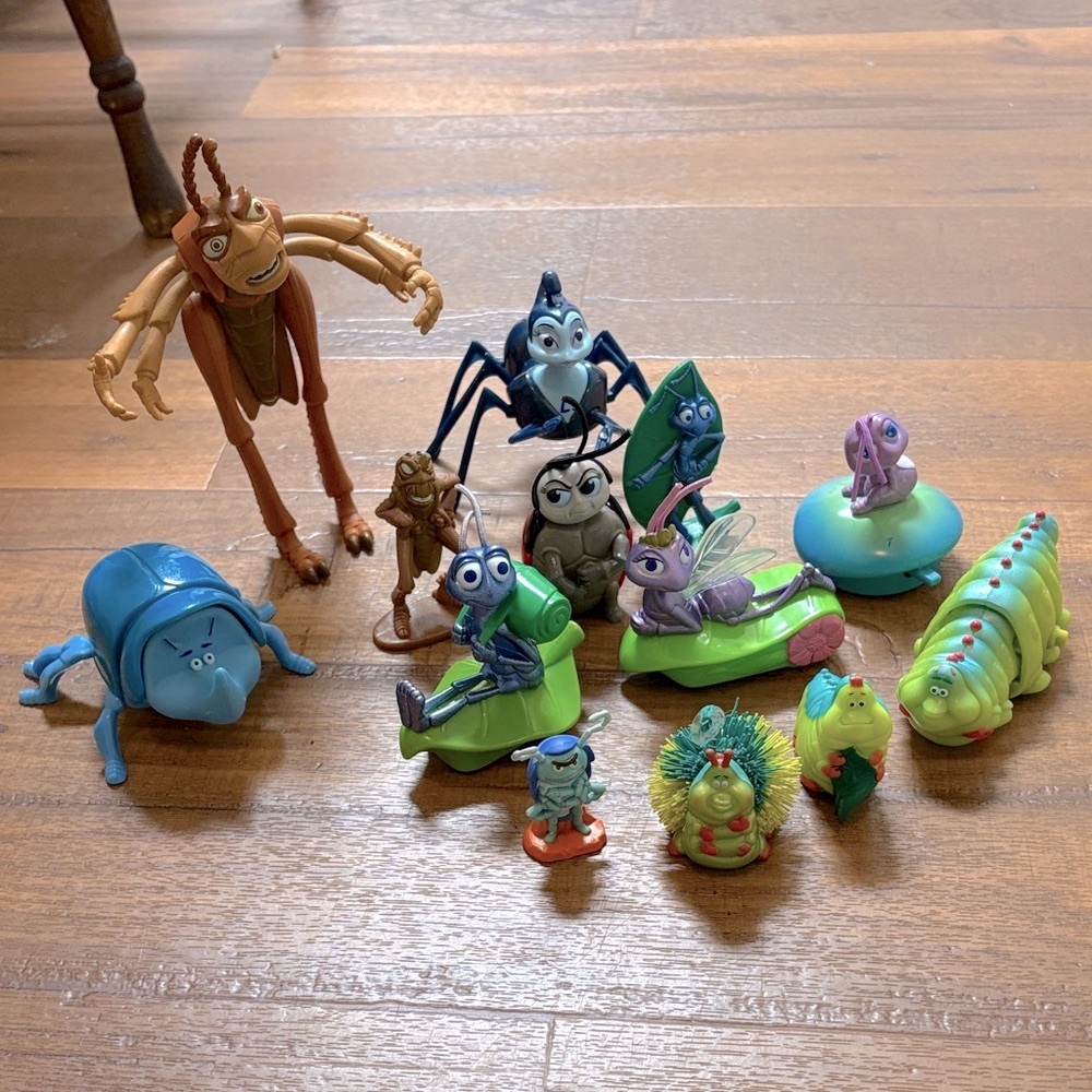 Vintage Y2K Disney Pixar A Bug’s Life Toy figure lot of 13